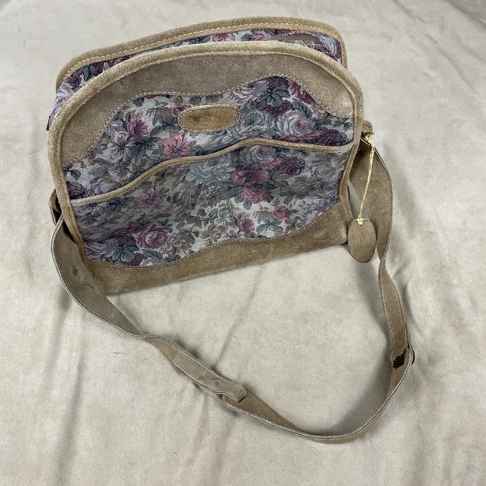 CAO VTG Tapestry Luggage Carpet Bag Mary Poppins Cottage Carry On Vintage w/Lock
